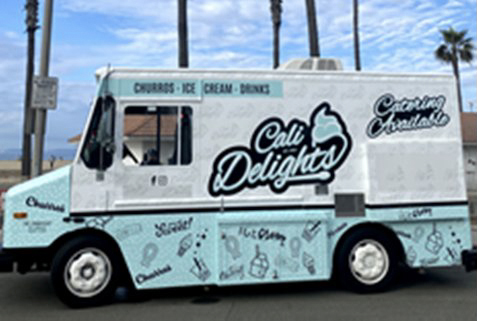 Imagen del camión de comida Cali Delights.