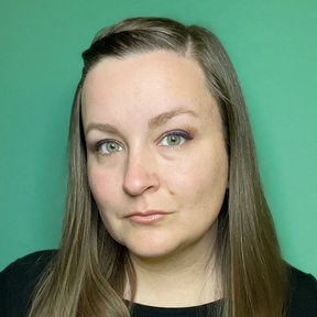 Kiersten White image